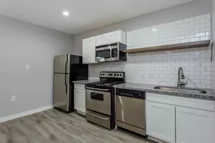 2810 Beauchamp St, Houston, TX 77009 - Photo 2