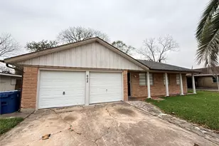 602 Cole St, Webster, TX 77598 - Photo 2