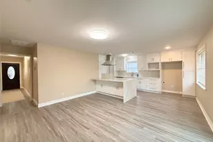 602 Cole St, Webster, TX 77598 - Photo 6