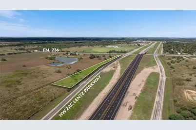 18804 Zac Lentz Parkway, Victoria, TX 77905 - Photo 6