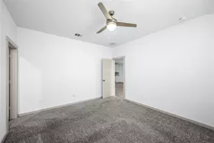 8035 House bank Ln, Rosharon, TX 77583 - Photo 14
