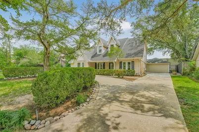 9143 Penn Manor Ct Court, Houston, TX 77055 - Photo 2