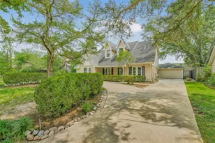 9143 Penn Manor Ct Ct, Houston, TX 77055 - Photo 2