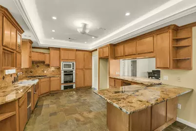 9143 Penn Manor Ct Court, Houston, TX 77055 - Photo 12