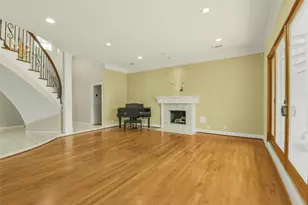 9143 Penn Manor Ct Ct, Houston, TX 77055 - Photo 10
