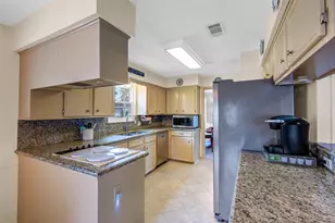 13807 Imperial Ct, Sugar Land, TX 77498 - Photo 14