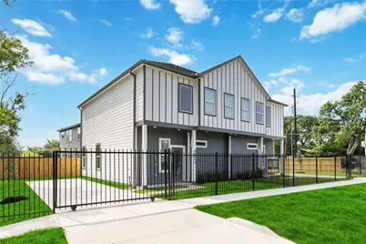 4601 Newberry Street #A, Houston, TX 77051 - Photo 2