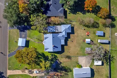 409 W Morgan Street, Franklin, TX 77856 - Photo 40