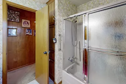409 W Morgan Street, Franklin, TX 77856 - Photo 22