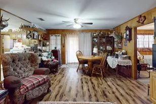 409 W Morgan St, Franklin, TX 77856 - Photo 8