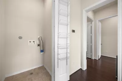 8911 Wind Springs Drive, Houston, TX 77080 - Photo 30