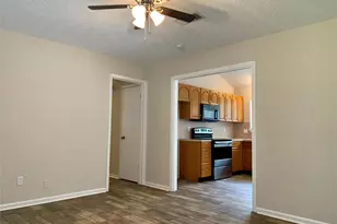 7739 Bunker Wood Ln, Houston, TX 77086 - Photo 6
