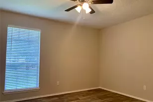 7739 Bunker Wood Ln, Houston, TX 77086 - Photo 14