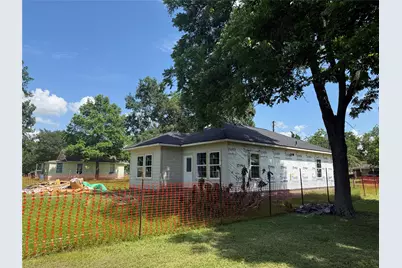 2310 Fitz Lee Street, Waller, TX 77484 - Photo 4