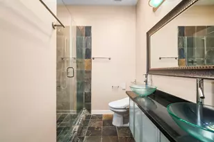 5710 Winsome Ln, Houston, TX 77057 - Photo 22