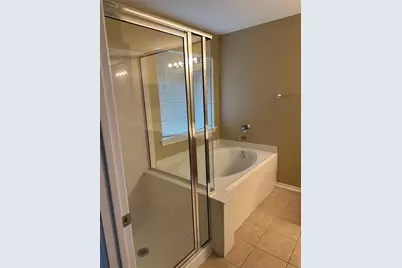 14404 Lilygate Court, Houston, TX 77047 - Photo 12