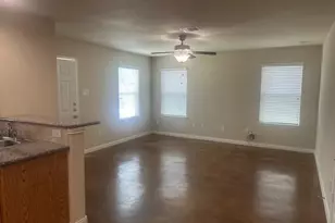 16920 W Juneau, Montgomery, TX 77316 - Photo 2