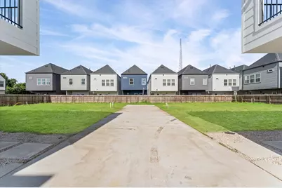 3107 Jensen Dr #C, Houston, TX 77026 - Photo 4