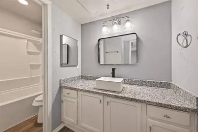 7313 Gulf Freeway #904, Houston, TX 77017 - Photo 22