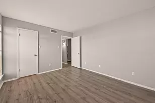 7313 Gulf Freeway, Houston, TX 77017 - Photo 6