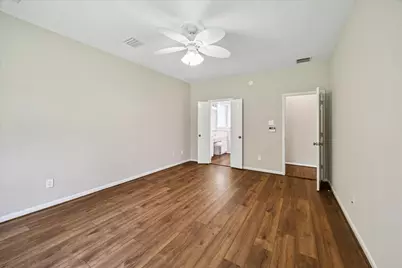13426 Summer Villa Lane, Houston, TX 77044 - Photo 18