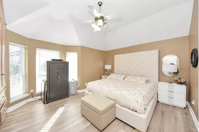 15511 Seminole Canyon Drive, Sugar Land, TX 77498 - Photo 4