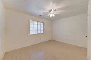 2915 Blue Mist Dr, Sugar Land, TX 77498 - Photo 20