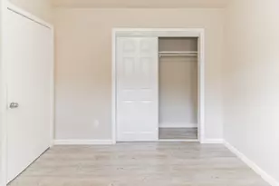 6815 Beachwood St, Houston, TX 77021 - Photo 18