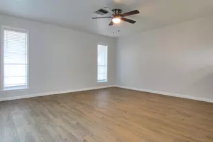 606 Golfview Dr, Richmond, TX 77469 - Photo 8