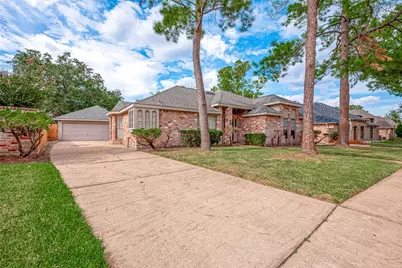 14818 La Rana Drive, Houston, TX 77083 - Photo 2