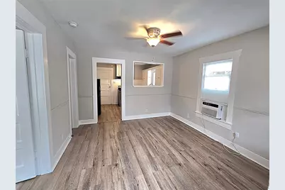 2816 Saint Emanuel Street, Houston, TX 77004 - Photo 8