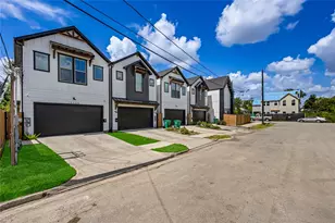 1508 Ryon St, Houston, TX 77009 - Photo 2