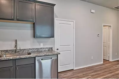 11552 Persimmon Street, Willis, TX 77318 - Photo 10