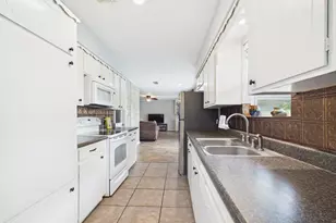 1618 Hamblen Rd, Kingwood, TX 77339 - Photo 12