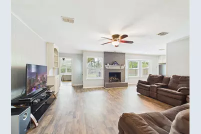 1618 Hamblen Road, Kingwood, TX 77339 - Photo 4
