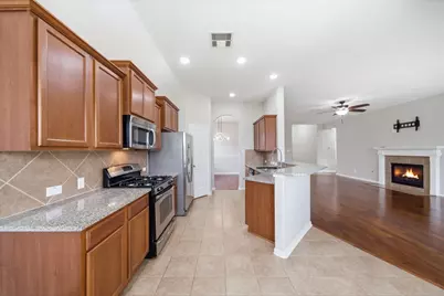 4207 Canterbury Park Lane, Pearland, TX 77584 - Photo 10