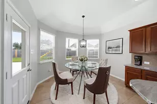 4207 Canterbury Park Ln, Pearland, TX 77584 - Photo 12