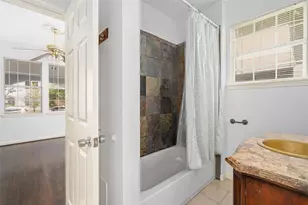 2402 Hazard St, Houston, TX 77019 - Photo 22