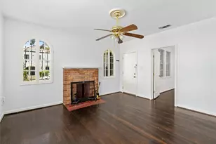 2402 Hazard St, Houston, TX 77019 - Photo 10