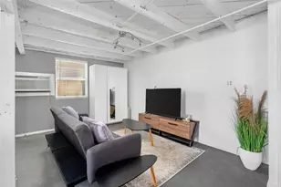 2402 Hazard St, Houston, TX 77019 - Photo 32