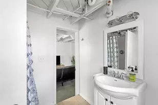 2402 Hazard St, Houston, TX 77019 - Photo 34