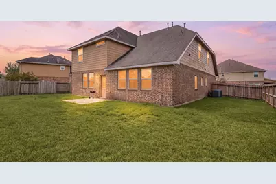 3515 Curley Maple Drive, Pearland, TX 77584 - Photo 2