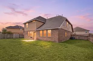 3515 Curley Maple Dr, Pearland, TX 77584 - Photo 2