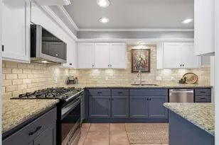 818 Sul Ross St, Houston, TX 77006 - Photo 10