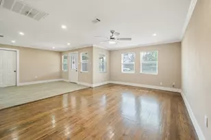 2222 Peppermill Rd, Houston, TX 77080 - Photo 14