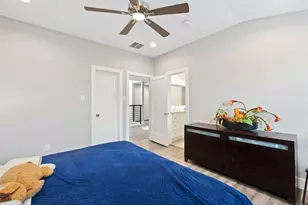 2928 Suffolk Dr, Houston, TX 77027 - Photo 28