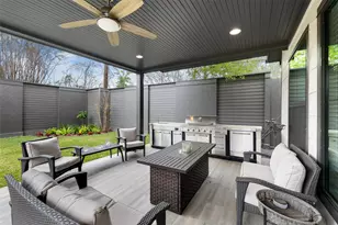 2928 Suffolk Dr, Houston, TX 77027 - Photo 44