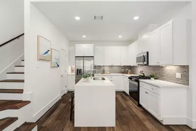 7504 Carver Road #E, Houston, TX 77088 - Photo 8