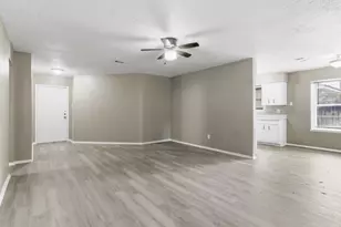 4550 Chestergate Dr, Spring, TX 77373 - Photo 6