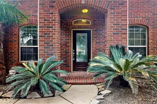 195 Copper Stream Ln, Richmond, TX 77406 - Photo 2